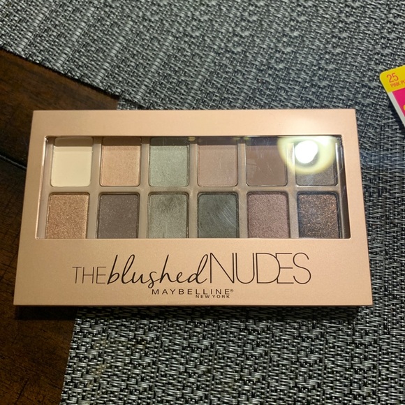 Lot of Make up L’Oréal, Maybelline - Picture 2 of 5